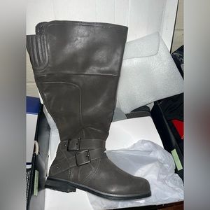 Torrid Boots Size 8.5W